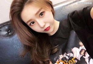 抖音上吃瓜女网红,揭秘网红圈幕后故事,带你领略网络红人的真实生活!” 第2张 抖音上吃瓜女网红,揭秘网红圈幕后故事,带你领略网络红人的真实生活!” 第2张